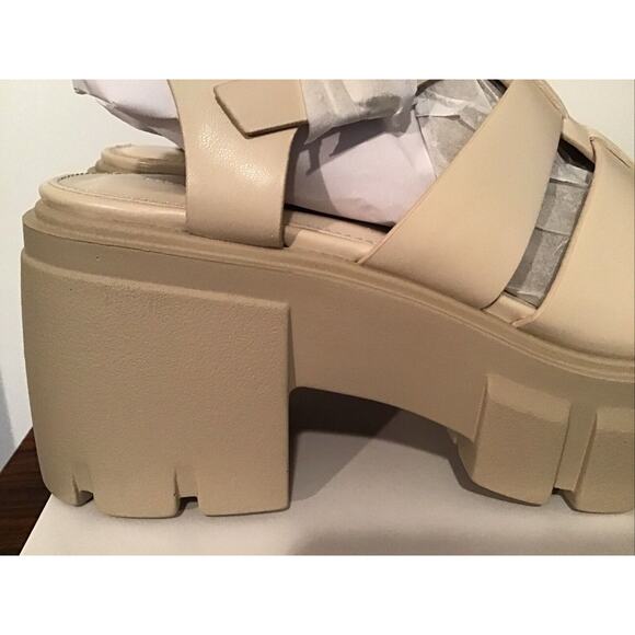 Madden Girl Galaxy Women's 8 Off White Platform Chunky Sandals - Picture 2 of 7